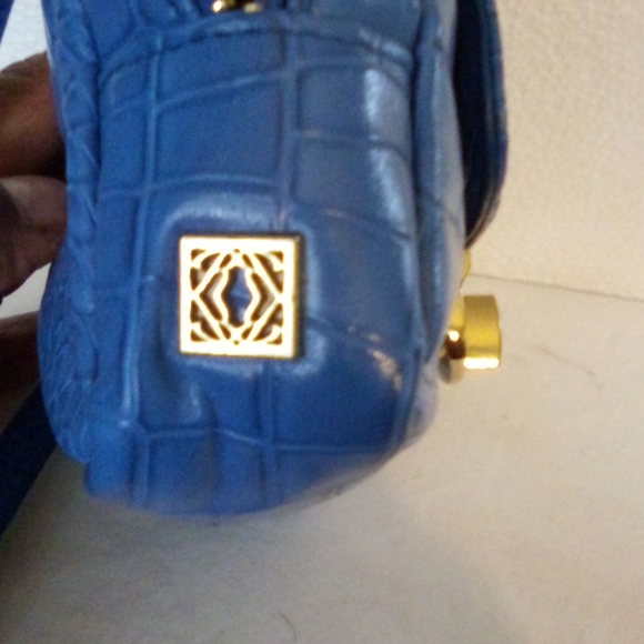 Crossbody bag